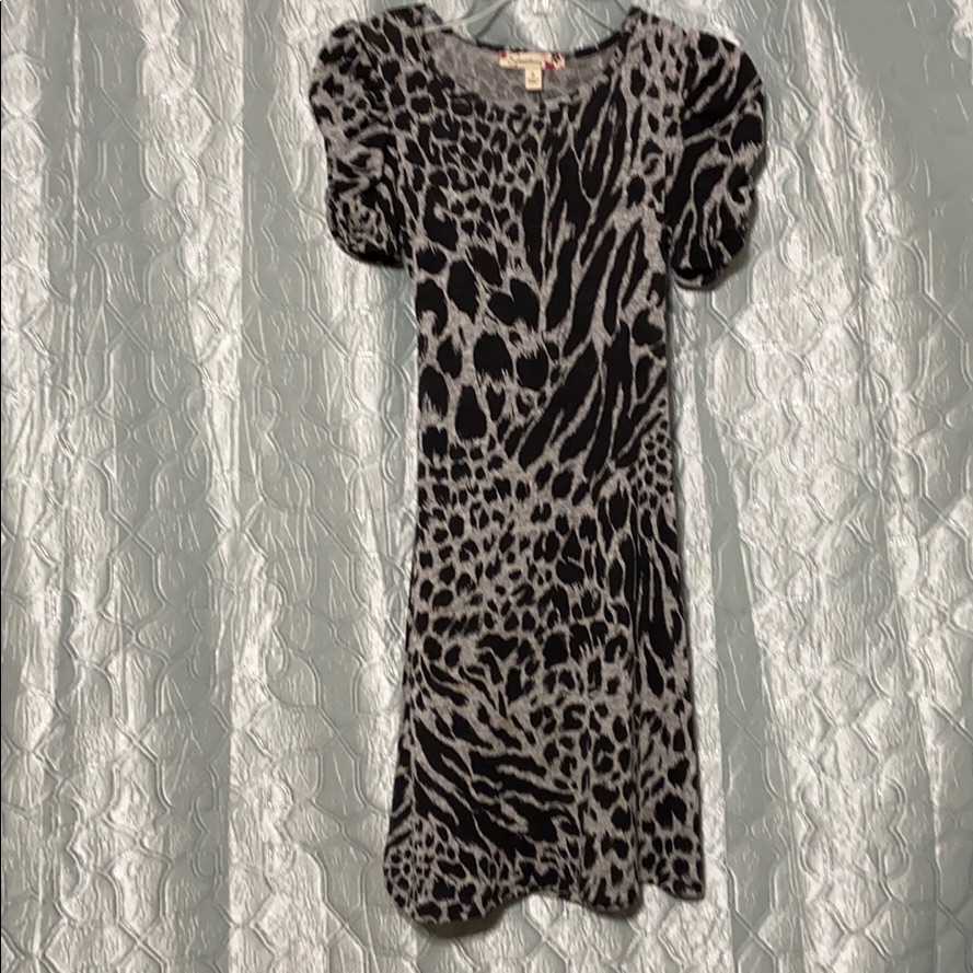Girl’s Size 12 Dress Like New